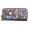 A close-up view of a wallet with a graphic design. Anteprima dell’immagine prodotto