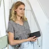 Selencia Bibliothèque en cuir véritable pour Apple iPhone Voir les images du produit 5
