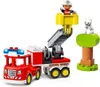 A LEGO DUPLO fire truck with a firefighter and a cat in a tree. Produktbild-Vorschau