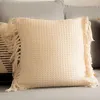 HOMLA Poszewka VAFFEL z frędzlami ecru 45x45 cm Podgląd zdjęcia produktu 5