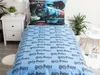 A Harry Potter themed bedding set is displayed on a bed next to a nightstand and a plant. Produktbild-Vorschau