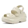 CROCS CLASSIC MEGA CRUSH SANDAL Beige Produktbild-Vorschau 23