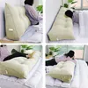 A collage of four images showing a wedge pillow in different uses and orientations. Náhled obrázku produktu