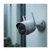 A security camera mounted on a wall in the rain. Podgląd zdjęcia produktu