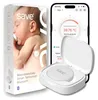 A product shot of a baby thermometer and its packaging, alongside a smartphone displaying the app interface. Voir les images du produit