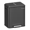 A black SONGMICS kitchen trash can with a silver pedal. Produktbild-Vorschau