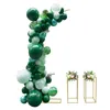 A balloon arch and two flower stands are displayed against a white background. Náhled obrázku produktu