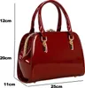 Gallantry, Abendtasche Lack mit Perlenbesatz und Produktbild-Vorschau 2