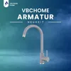 A modern gray kitchen faucet is displayed against a gradient background of teal and blue, with text indicating it is a new product. Anteprima dell’immagine prodotto