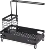 A black kitchen sink organizer with a towel bar and a removable drip tray. Voir les images du produit