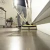 A person is cleaning a floor with a Kärcher hard floor cleaner. Anteprima dell’immagine prodotto
