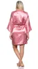 Damen Morgenmantel kurzer Kimono Satin mit Spitze;  Produktbild-Vorschau 4