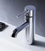 A modern chrome faucet on a white sink with a gray wall in the background. Produktbild-Vorschau