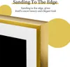 A close-up of a gold-framed mirror with text overlays highlighting a feature. Náhled obrázku produktu