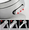 A collage showing a shower head and its different spray modes. Anteprima dell’immagine prodotto