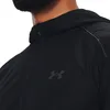 Close-up of a person wearing a black hooded jacket. Voir les images du produit