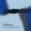 A close-up of a dog cooling vest strap and buckle, with text describing the feature. Produktbild-Vorschau