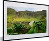MuchoWow® Gerahmtes Poster Die grüne Natur an einer Klippe Produktbild-Vorschau 1