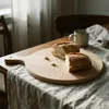 Krájacia doska okrúhla s rukoväťou 30 cm buk na krájanie Náhľad obrázku produktu 5