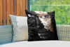 MuchoWow® Outdoor Kissen - Frau - Gold - Schwarz - 50x50 cm Produktbild-Vorschau 3