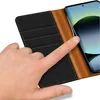 A hand is shown interacting with a phone case. Náhľad obrázku produktu