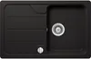 A top-down view of a black kitchen sink with a silver drain. Anteprima dell’immagine prodotto