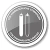 A circular badge with an illustration of two candles and text in German and English. Produktbild-Vorschau