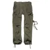 A pair of olive-colored cargo pants laid flat against a white background. Produktbild-Vorschau