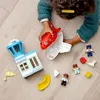 LEGO 10961 DUPLO Flugzeug und Flughafen Spielzeug Set für Produktbild-Vorschau 8