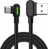 A black USB to Type-C charging cable with a 90-degree angle on both ends, featuring a green LED indicator on the Type-C connector. Voir les images du produit