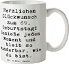 Mr. & Mrs. Panda Becher Spruch 69. Geburtstag Glückwünsche Produktbild-Vorschau 1