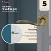 A marketing image showcasing a bronze door handle with descriptive text and a guarantee. Produktbild-Vorschau