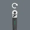 A close-up shot of the head of a torque wrench with a circular arrow icon above it. Náhled obrázku produktu