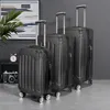 3er-Set gestreifte ABS-Koffer – 28"/24"/20" – Kabinen- und Produktbild-Vorschau 2
