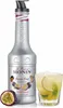 A bottle of Monin Passion Fruit syrup and a cocktail are displayed against a white background. Voir les images du produit