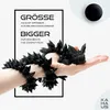 A hand holding a black crystal dragon figure, with promotional text overlaid. Produktbild-Vorschau