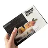 Hand hält Kandylas Loukoumi mit Mandeln 200 g Packung Produktbild-Vorschau