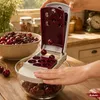 Kuketo | Odpeckovač třešní 6v1 – Odpeckování až 6 plodů Náhled obrázku produktu 2