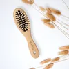 Brosse à cheveux en bois - Picots en bois petits Voir les images du produit 8