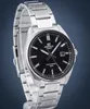 A close-up studio shot of a men's wristwatch with a silver band and black face. Voir les images du produit