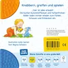 A child playing with a toy and a book, with age-based activity suggestions for a baby product. Produktbild-Vorschau