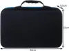 A black case with blue trim, shown with dimensions indicated by arrows and text. Anteprima dell’immagine prodotto