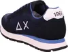 A close-up side view of a blue and white sneaker. Produktbild-Vorschau