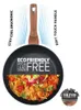 A frying pan with food inside, showing its features. Voir les images du produit