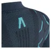 Close-up of a dark blue knitted fabric with a teal 'V' shape logo and geometric patterns. Podgląd zdjęcia produktu