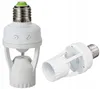Two views of a white motion sensor lamp holder with an E27 base. Produktbild-Vorschau