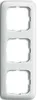 A white, three-gang switch plate frame is shown against a white background. Anteprima dell’immagine prodotto