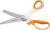 A pair of Fiskars scissors on a white background. Náhľad obrázku produktu