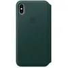 A dark green iPhone case with the Apple logo embossed on it. Anteprima dell’immagine prodotto