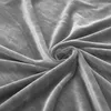 Copridivano in velluto grigio chiaro 95-135 cm Anteprima dell’immagine prodotto 2